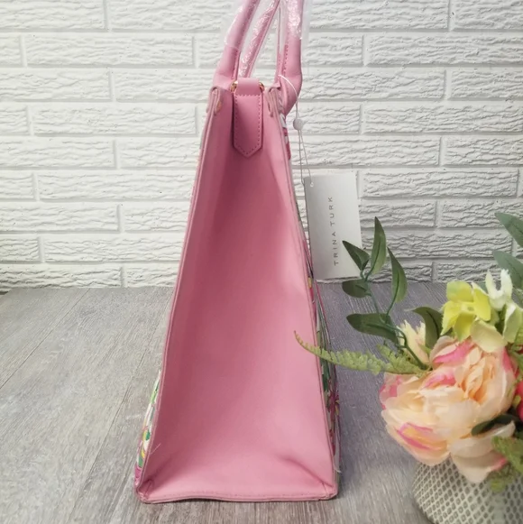 Trina Turk🦋 Butterfly Stripe Tote - Picture 4 of 14
